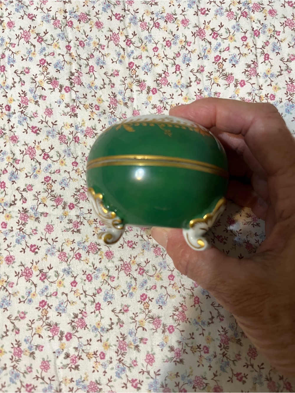 Vintage Herend Hungary Hand Painted 3 Footed Trinket Box - Picture 6 of 6